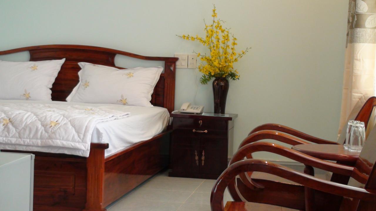 Thy Hung Hotel Tuy Hoa Exterior foto